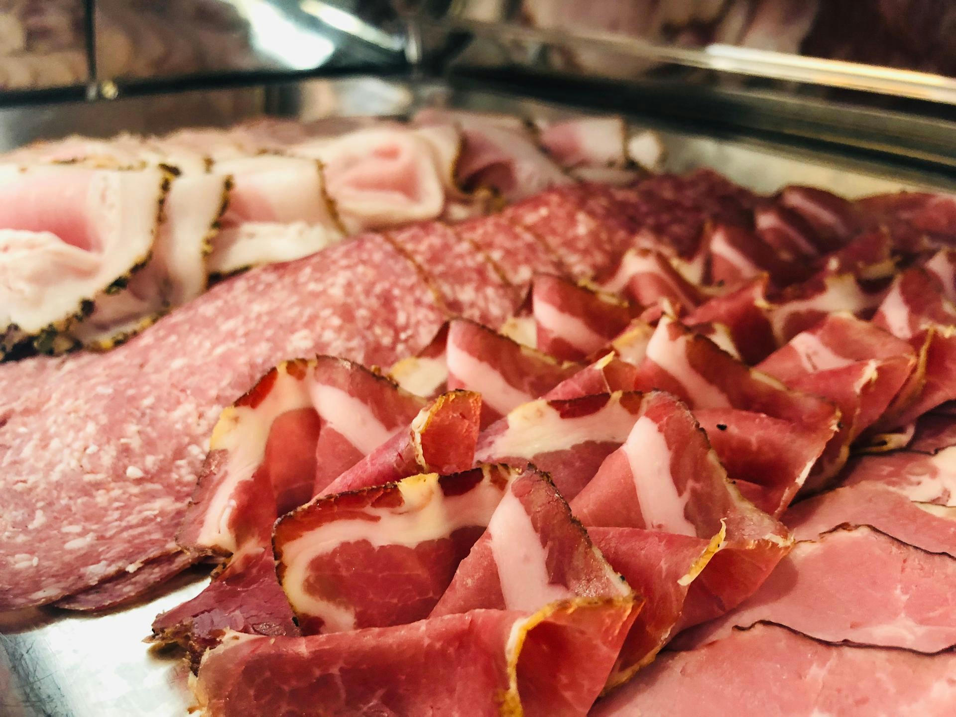 Fleischplatte mit Aufschnitt