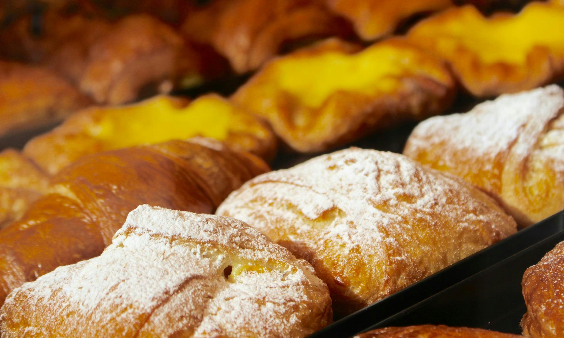 Brot und Gebäck in der Auslage